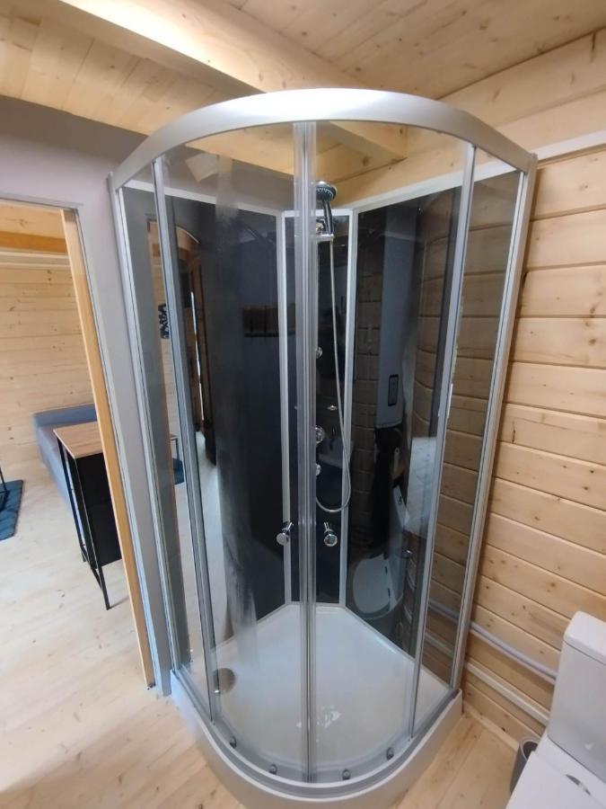 Tiny House Toute Equipee Avec Jardin Saint-Florent-sur-Cher Exterior foto