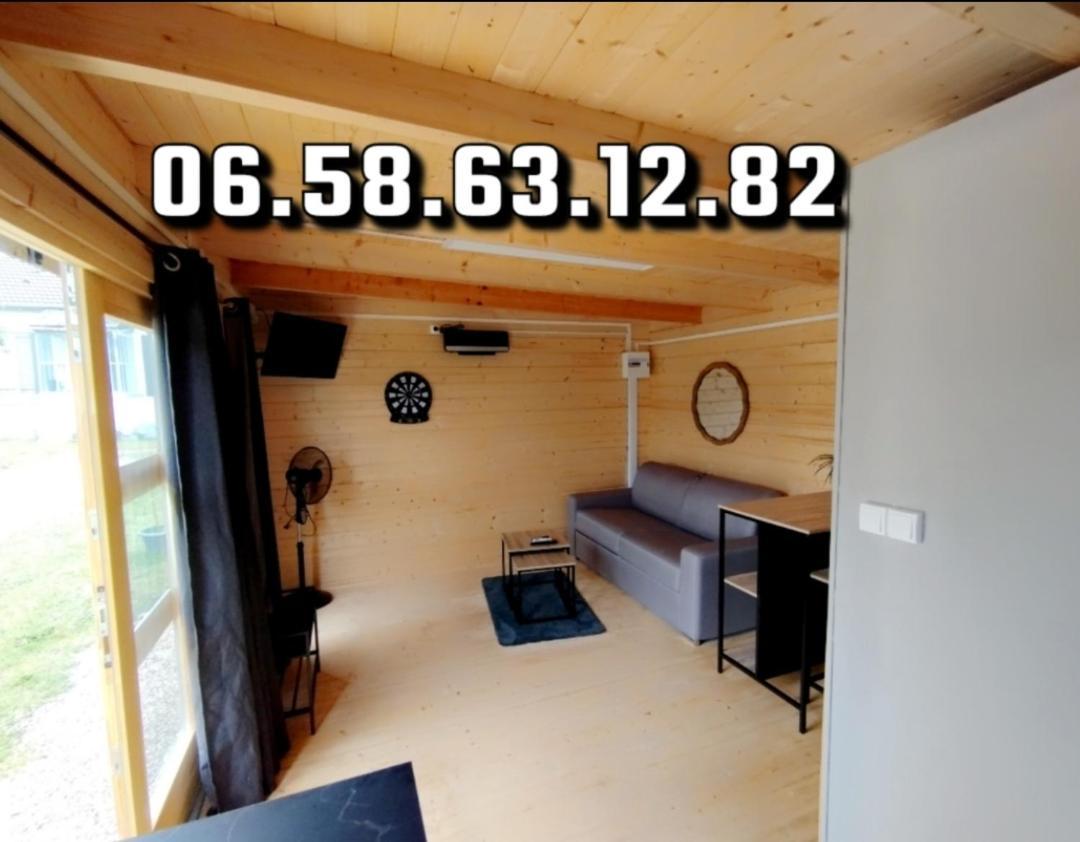 Tiny House Toute Equipee Avec Jardin Saint-Florent-sur-Cher Exterior foto